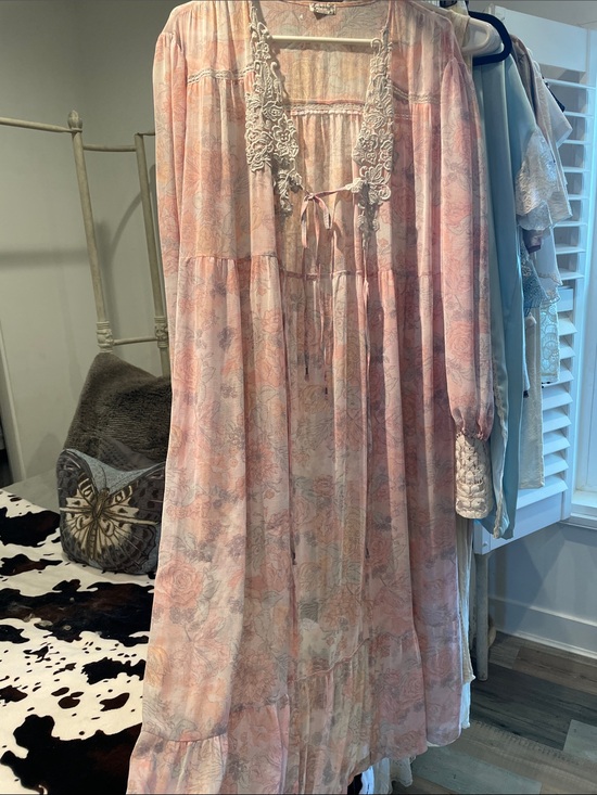 Free People Dresses & Skirts - Free People Pink Floral Maxi Dress